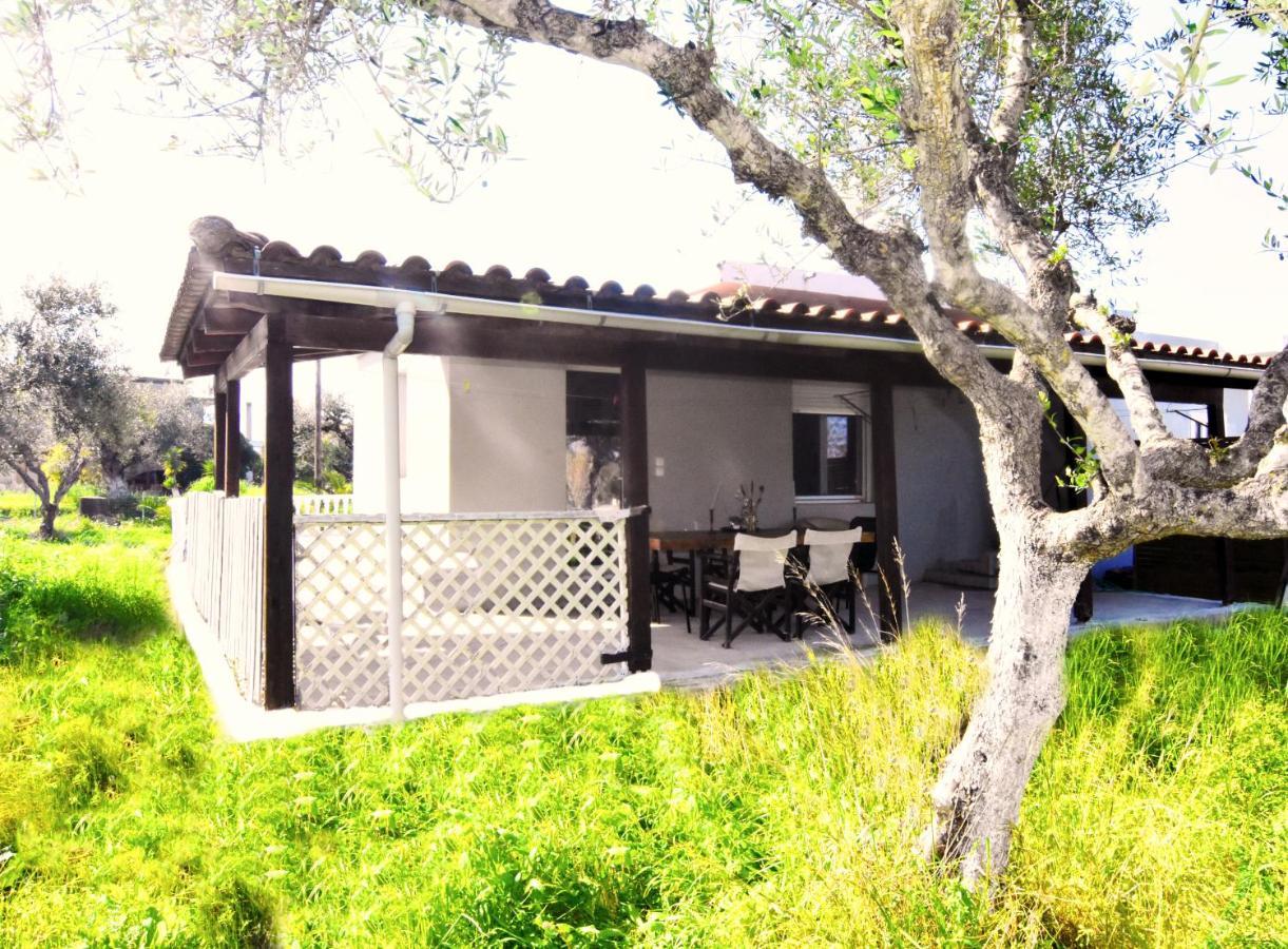 Casa Katina , Villa In Lagana, Agrilia Area Laganas Bagian luar foto