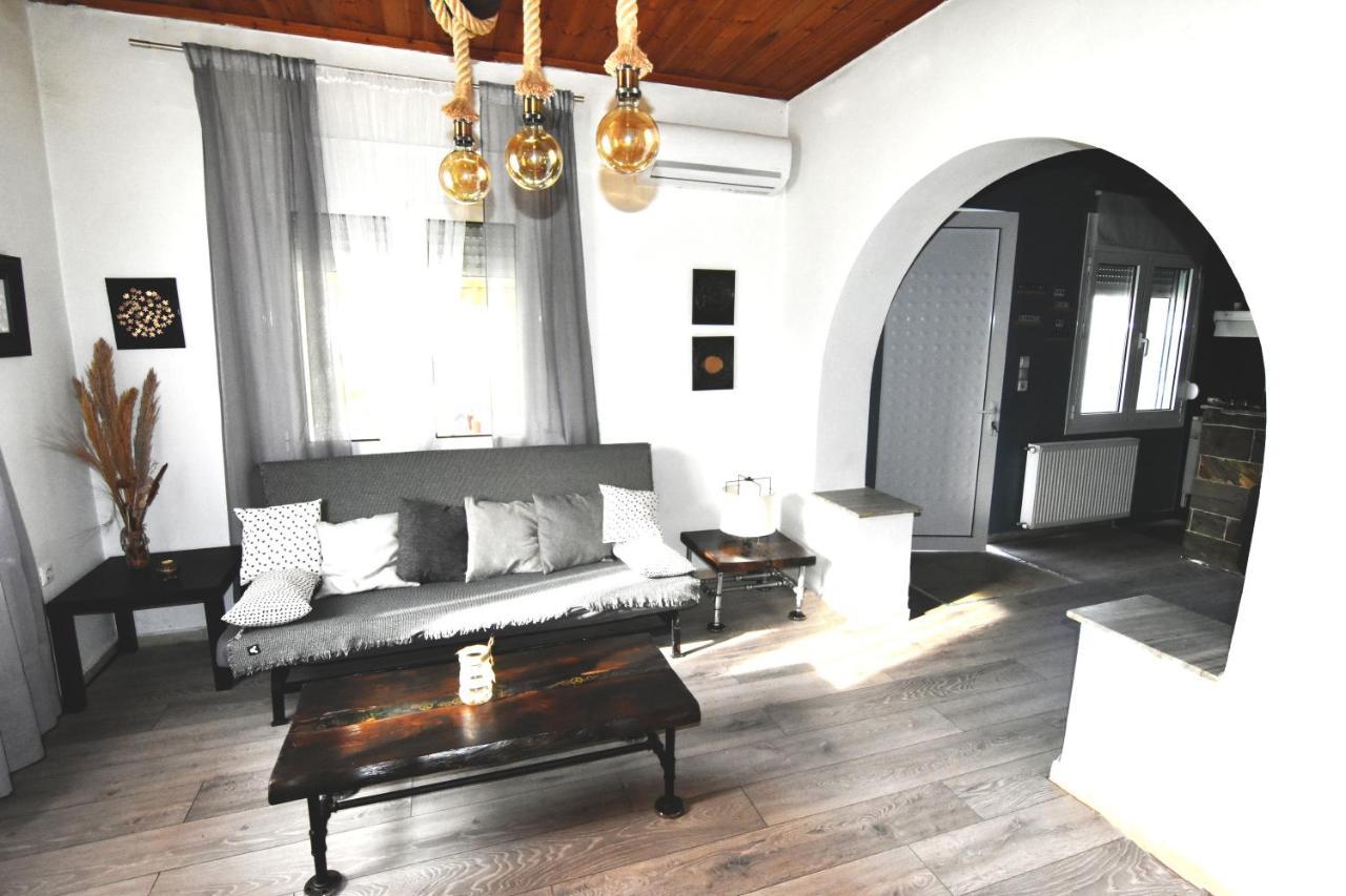 Casa Katina , Villa In Lagana, Agrilia Area Laganas Bagian luar foto