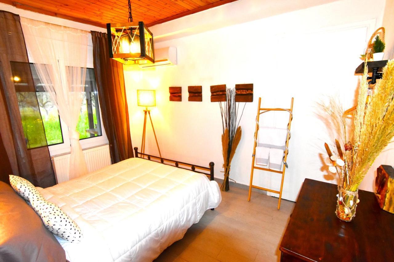 Casa Katina , Villa In Lagana, Agrilia Area Laganas Bagian luar foto